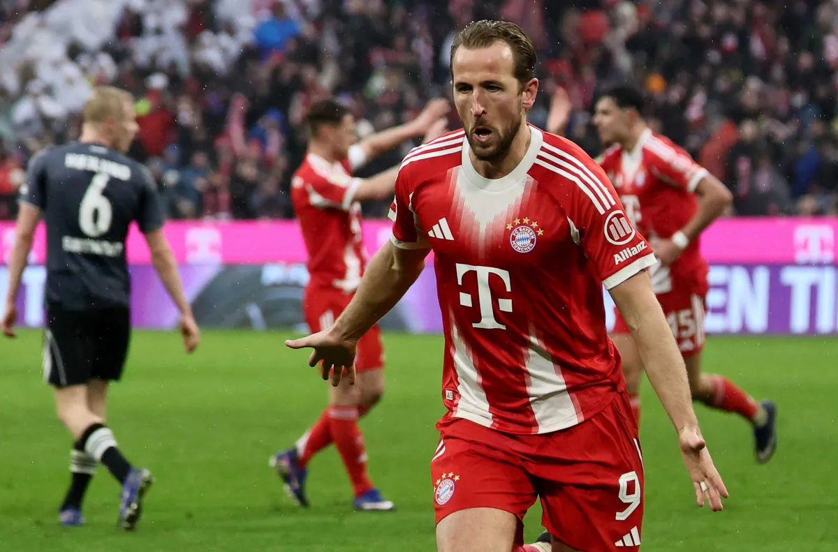 Баварците спечелиха с 3 2 Байерн Мюнхен направи поредна решителна