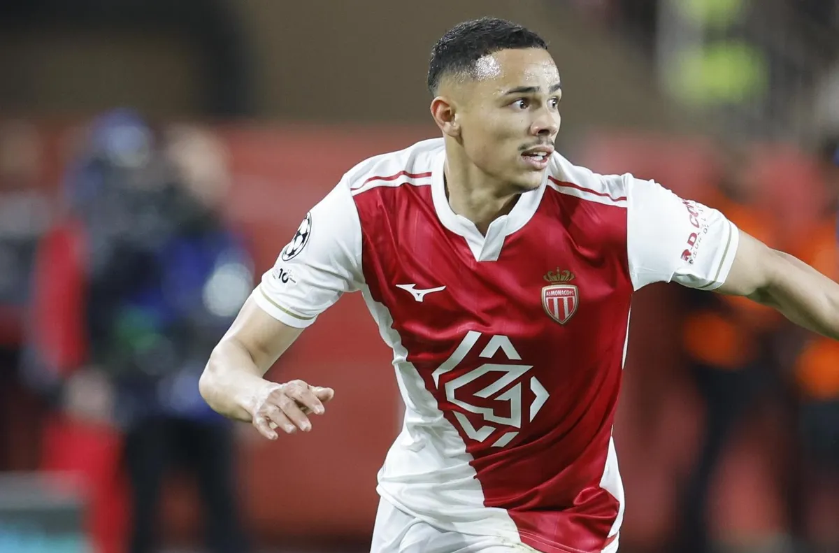 Ланс загуби с 2 3 в Лига 1 Лидерът във