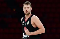 Везенков и Олимпиакос отстъпиха пред Панатинайкос във финала за Купата на Гърция