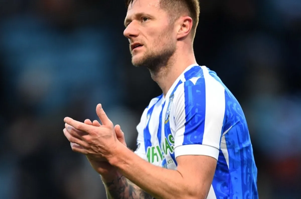 Бивш капитан на ЦСКА с нечуван антирекорд в Англия