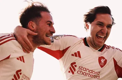 ОБЗОР: Ливърпул превзе Нотингам с късна драма и гол в 97-ата минута