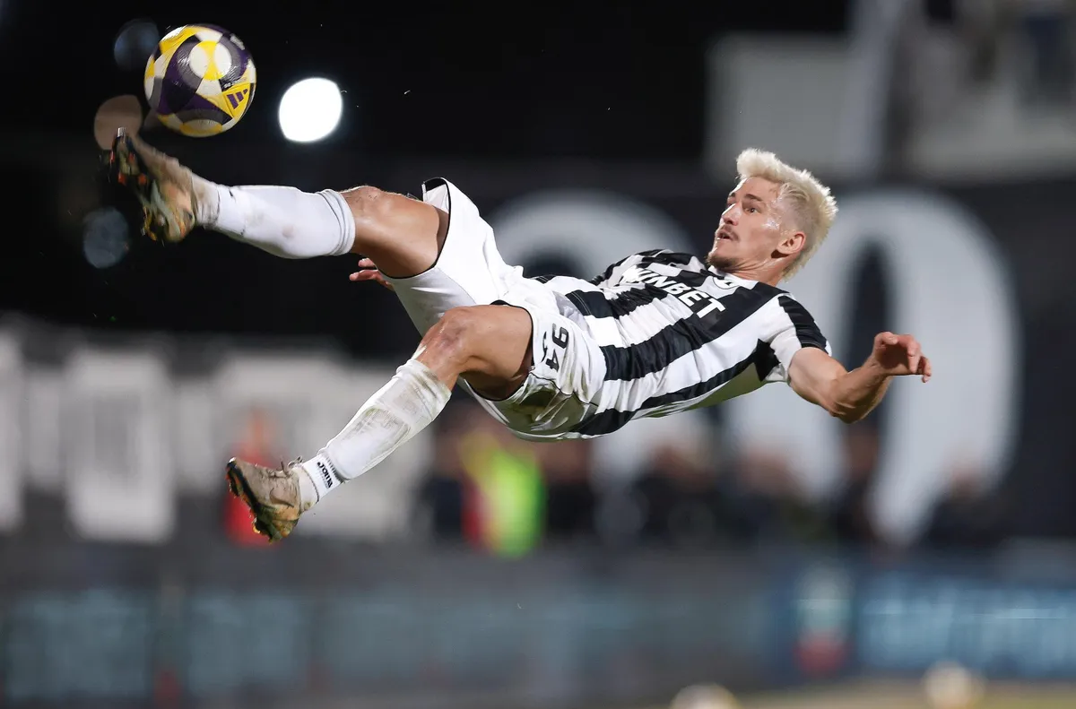 Локомотив (Пловдив) очаква трансфер на Ицу