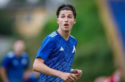 Футболист на Левски ще играе във Втора лига