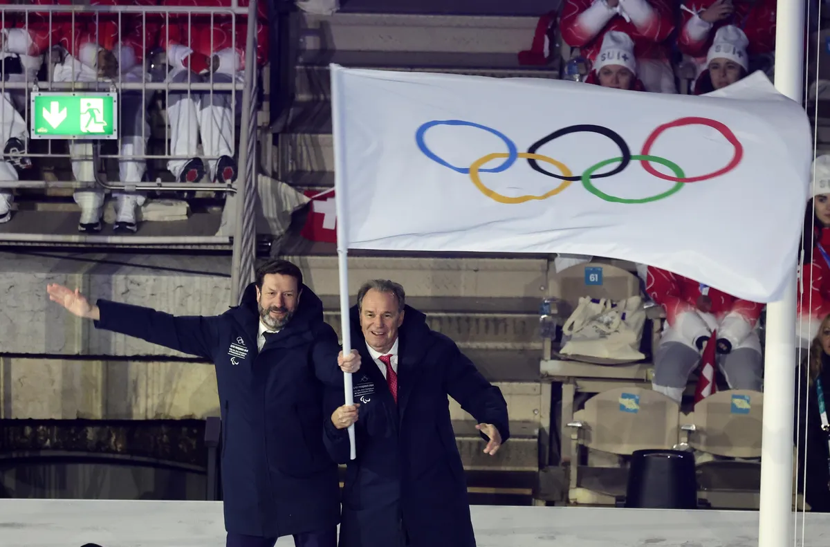 Олимпийското знаме се завърна на френска земя след Париж 2024