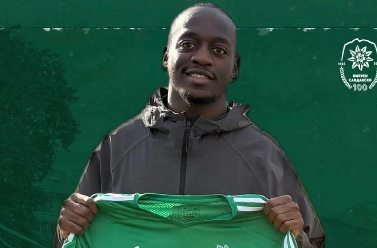 Вихрен подписа с френски нападател