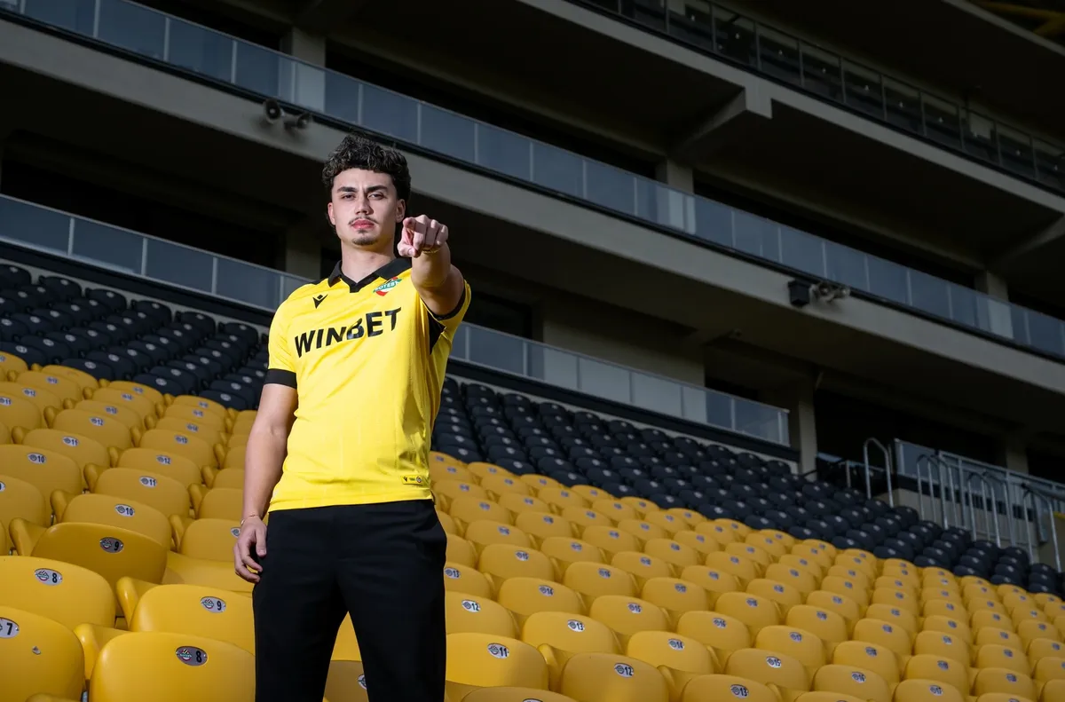 Ботев (Пд) представи бивш играч на Бенфика