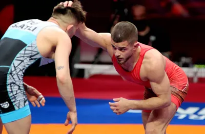 Тежък ден за българските борци на турнир в Тирана