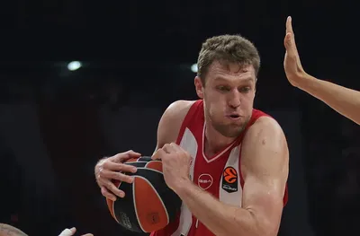 Ще се възползва ли „Жалгирис“ от отсъствието на Везенков, за да победи „Олимпиакос“