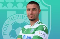 Халф на Черно море се завръща групата след 5 месеца