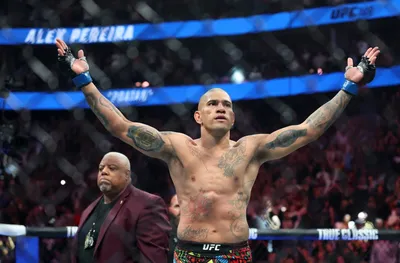 Перейра оваканти пояса и отваря пътя към титлата за Прохазка