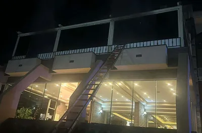 Хотел с футболни таланти горя в Сандански