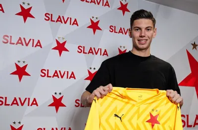 Български национал герой в дербито на Прага