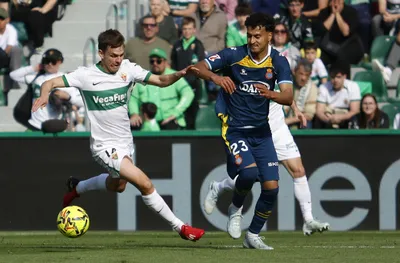 Еспаньол и Елче останаха без победа през годината