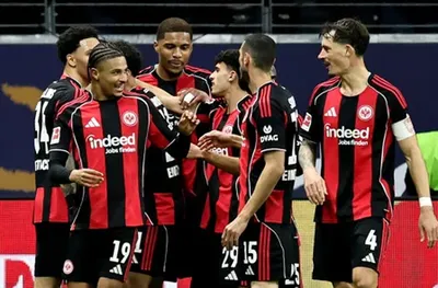 Айнтрахт се справи с Фрайбург у дома