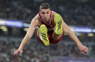 Саръбоюков триумфира със златен требъл