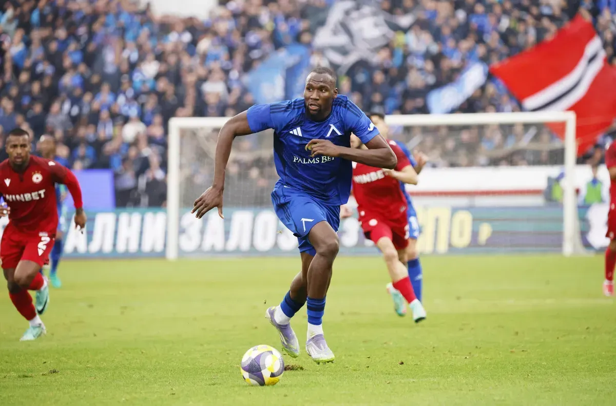 Удар по Левски! Сангаре аут за 2 месеца