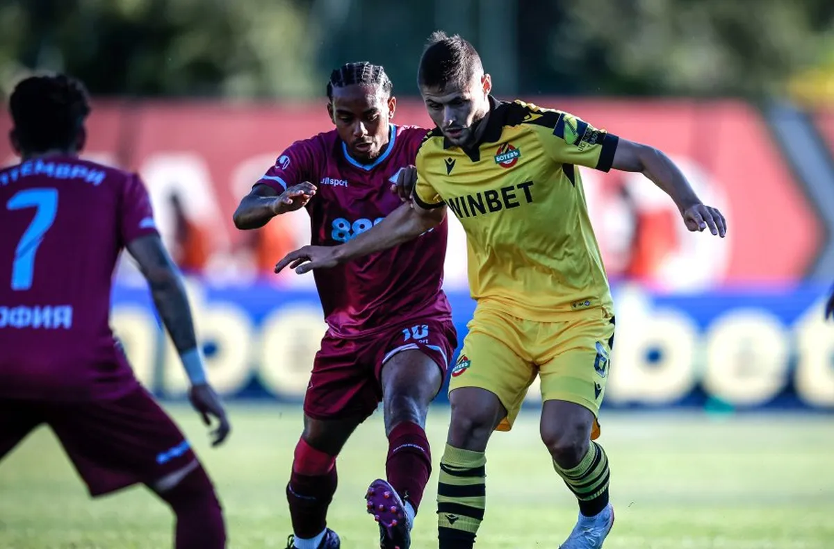 НА ЖИВО: Ботев Пд - Септември 0:0