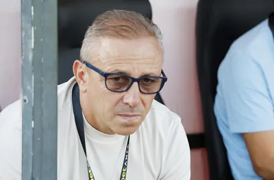 Илиан Илиев определи група от 21 футболисти за Септември