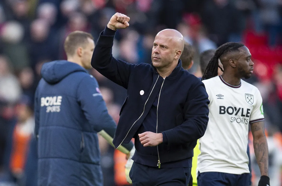 Слот: Целите ни са Шампионска лига и ФА Къп