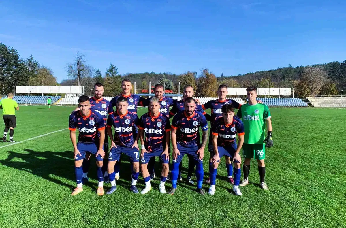 Отложиха и втория пролетен мач на Светкавица