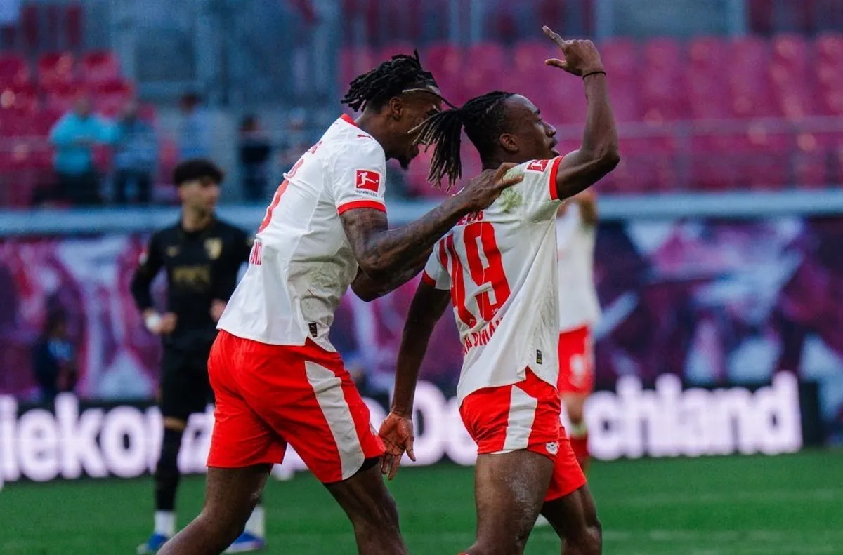 ОБЗОР: РБ Лайпциг с късен обрат над Аугсбург, Леверкузен със зрелищно 3:3 във Фрайбург (ВИДЕО)