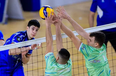 16-годишен блести за волейболния Левски