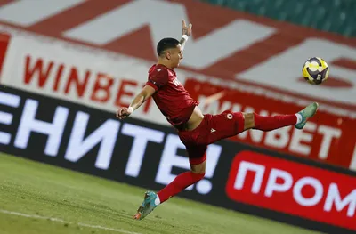 Ще спре ли ЦСКА набиращия скорост столичен Локомотив?