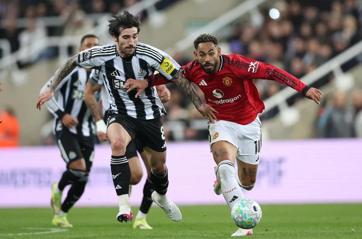 Реал Мадрид не се отказва от идеята да купи Тонали