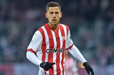 Мартин Минчев титуляр при загуба на Краковия