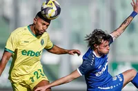 Лудогорец е на шест точки зад Левски след класика над Монтана