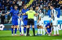 Съдийската комисия: Има дузпа за Левски срещу Локо Пловдив (ВИДЕО)