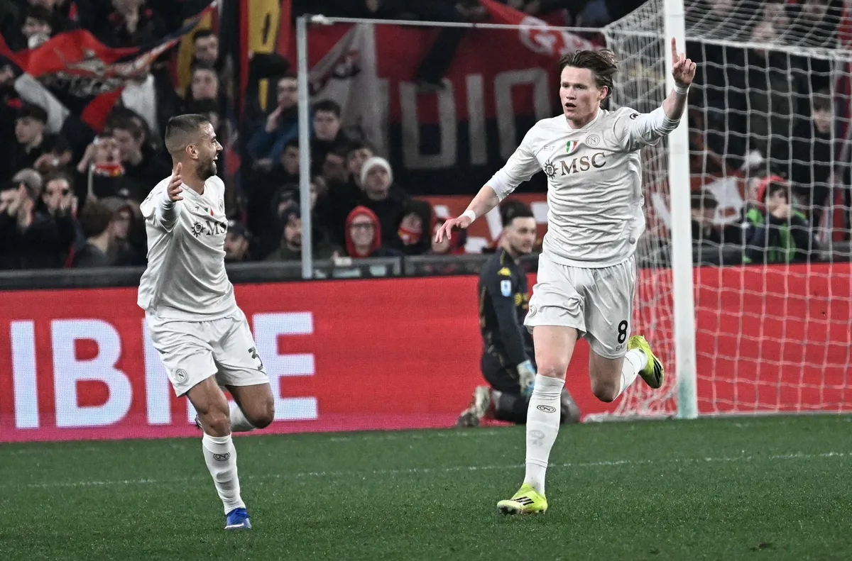 Наполи възнамерява да продължи договора на Мактоминай