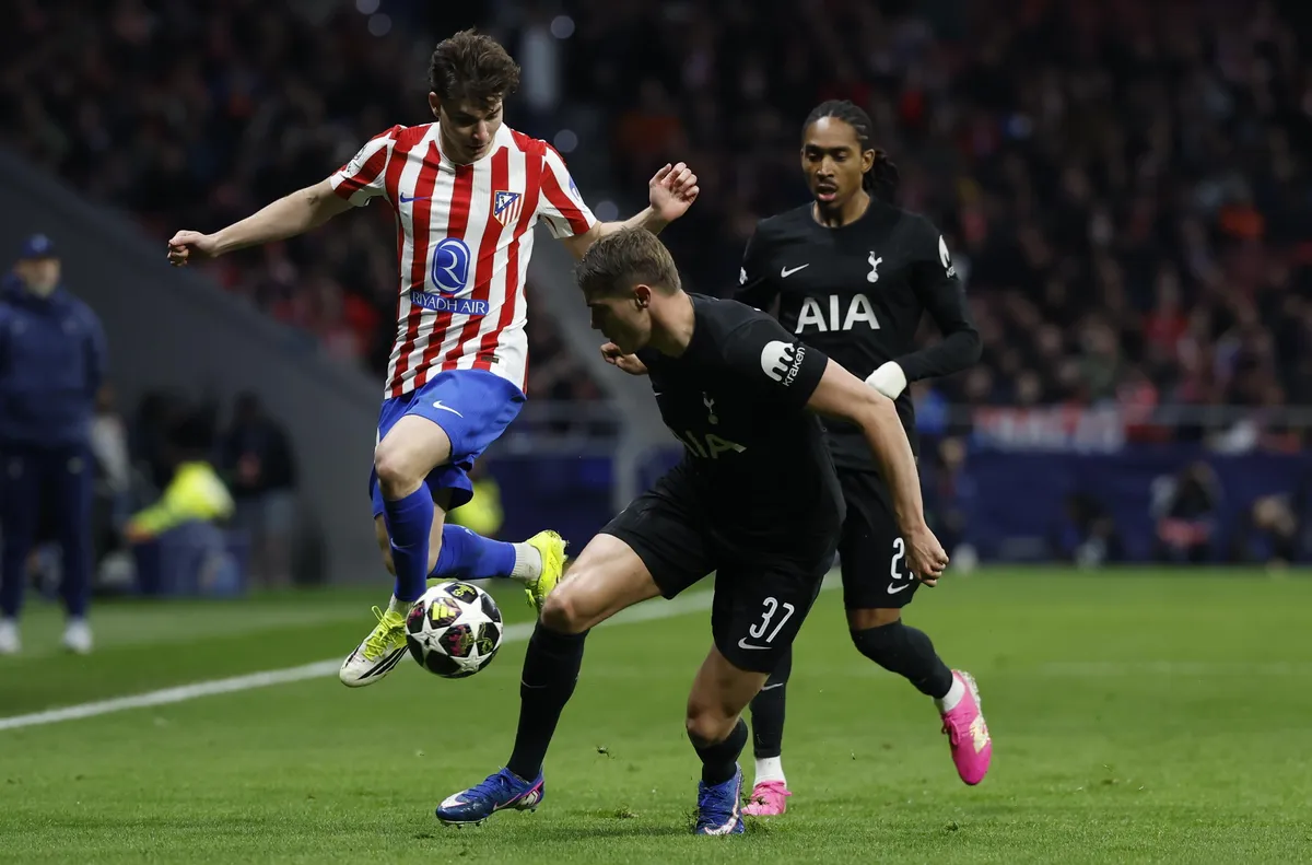 Мики ван де Вен за загубата на Тотнъм в Мадрид: Сценарий от Страшния съд