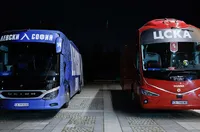 Автобусите на Левски и ЦСКА возят елита на европейския футбол в София