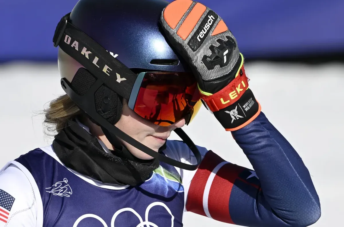 Микаела Шифрин публикува обидни онлайн съобщения към нея