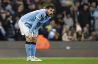 Галатасарай влиза в битката за Бернардо Силва