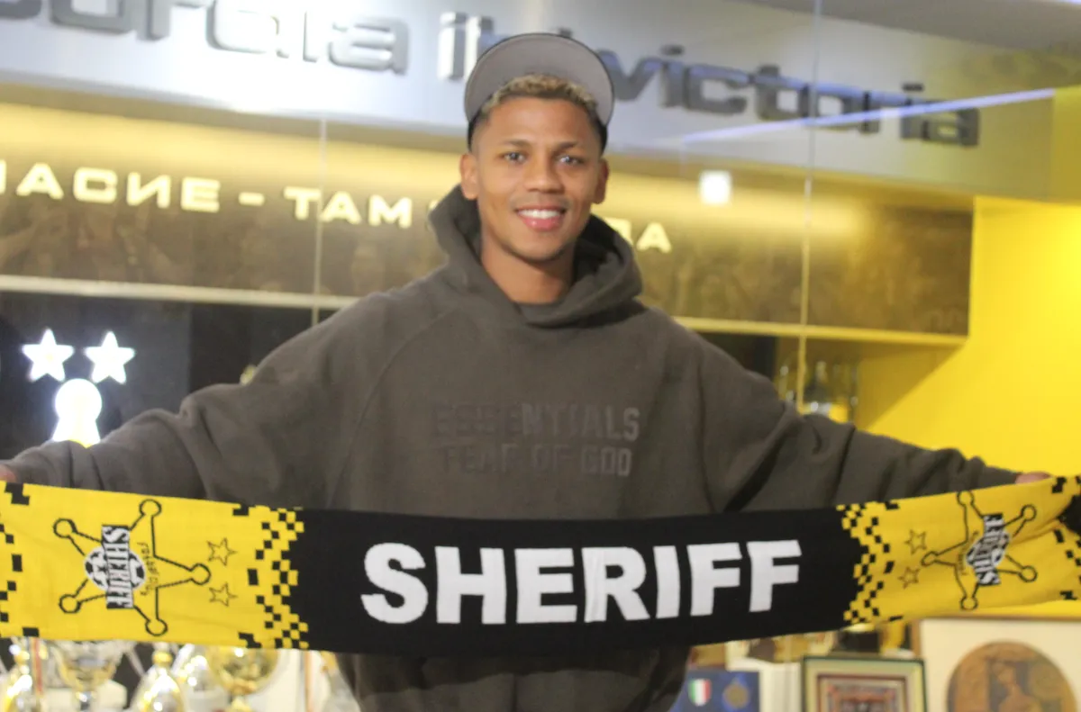 Кареасо е играч на Шериф, а не на Левски