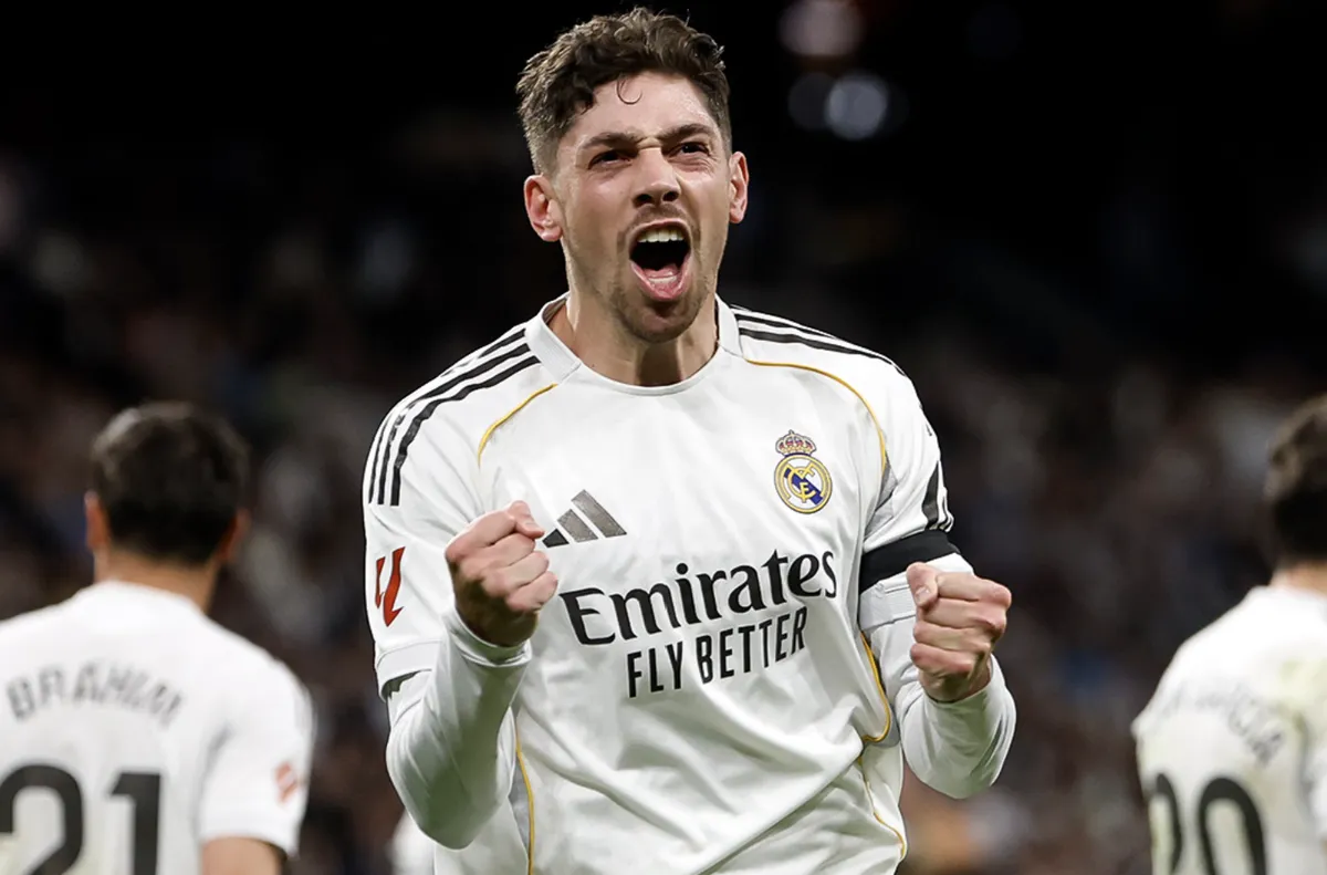 Реал (Мадрид) се справи лесно с Елче, Валверде продължава да впечатлява с голове (ВИДЕО)