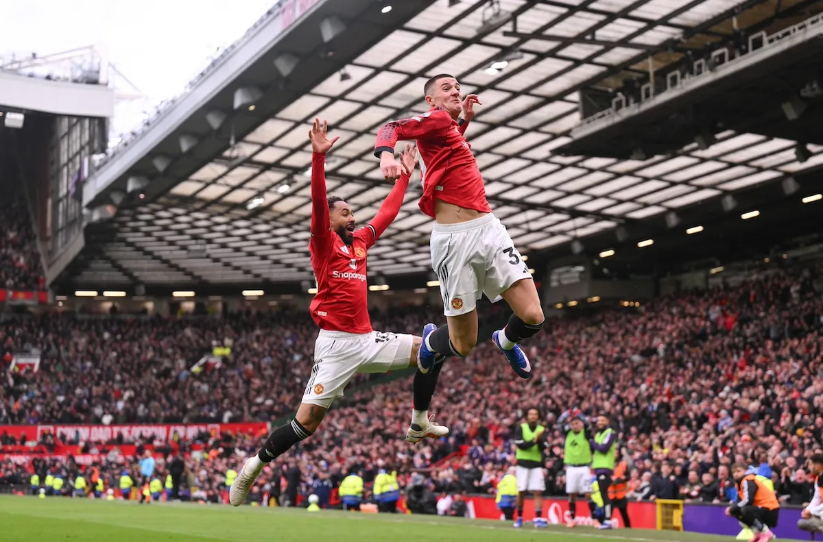 Юнайтед на Карик повали и Астън Вила (ВИДЕО)