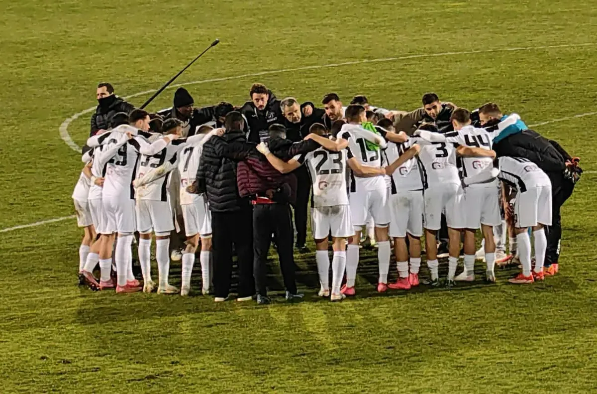 Млади вратари тренират с Локомотив (Пд)