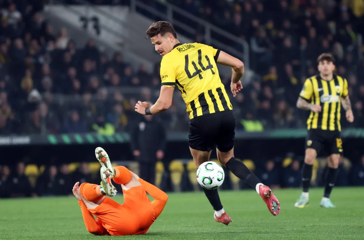 АЕК напред въпреки загуба с 0:2, Георгиев не игра (ВИДЕО)