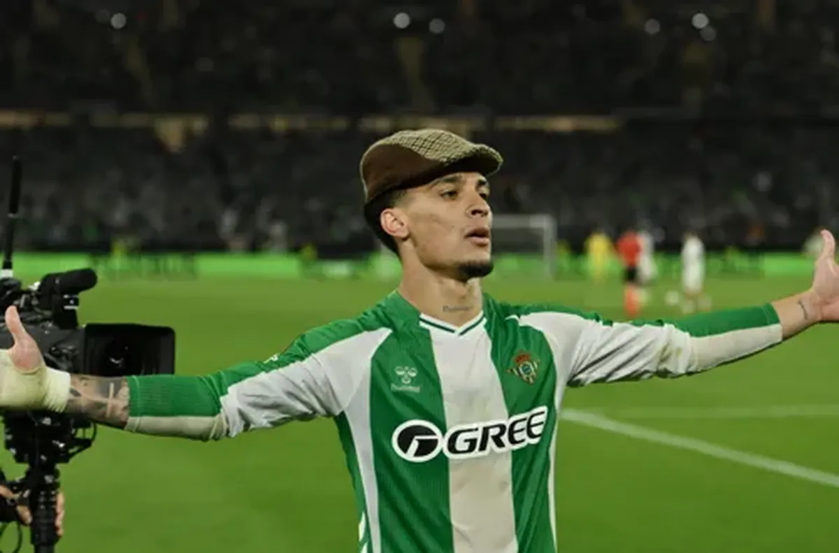 Бетис разгроми Панатинайкос за 1/4-финал в ЛЕ (ВИДЕО)