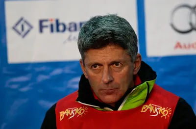 Петър Попангелов уважи наши призьори