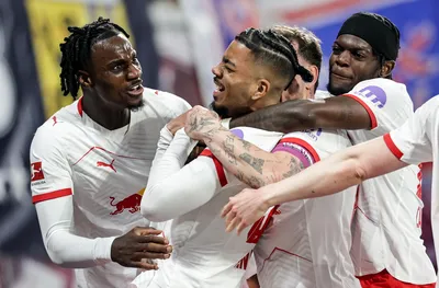 РБ Лайпциг гази с 5:0 в Бундеслигата