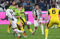 Пропиляна дузпа в края остави Ювентус с точка срещу Сасуоло