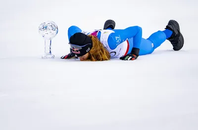 София Годжа спечели малката световна купа в супергигантския слалом