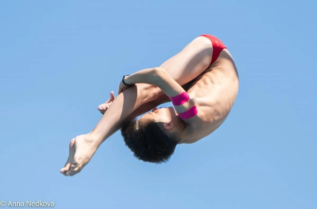 България с 12 медала и отборна купа от турнира „Белград Трофи 2026“ по скокове във вода