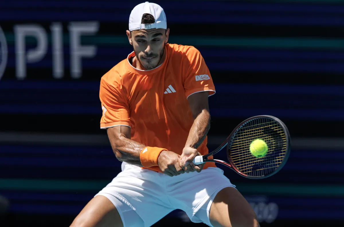 Двама от фаворитите са аут Двама от фаворитите Даниил Медведев