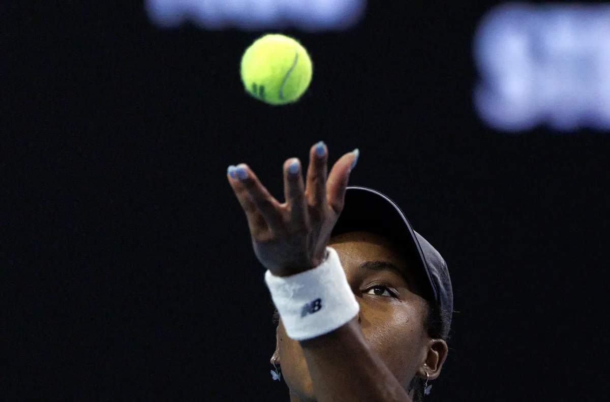 Коко Гоф елиминира в три сета Белинда Бенчич в Маями