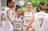 Баскетболистките срещу Израел, Люксембург, Нидерландия, Дания и Австрия